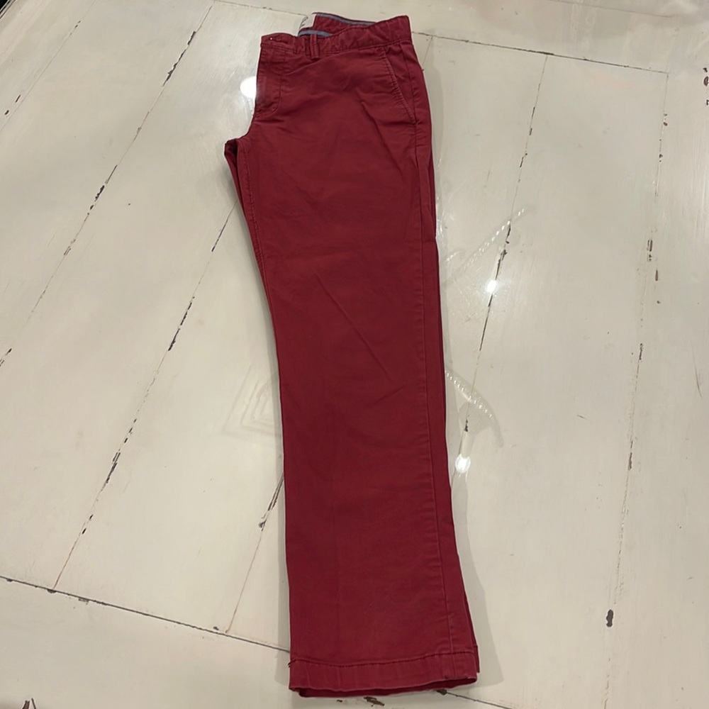 Mens Penguin Chinos. 32x32 Red.